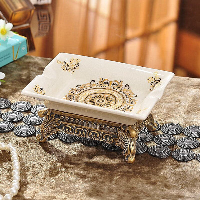 Goldene Vintage Seifenschale mit Ornamenten